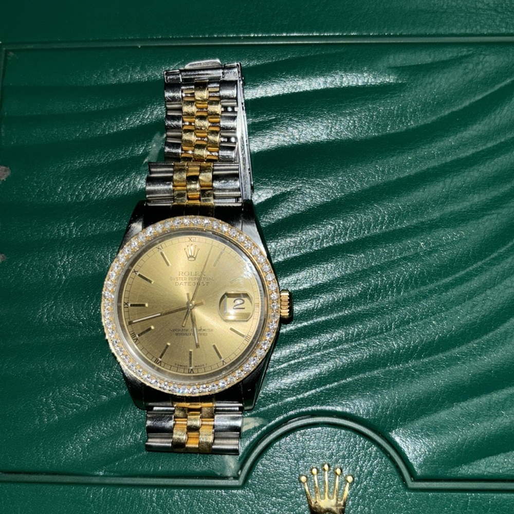 Rolex oyster perpetual date just. One size should fit all men or female.